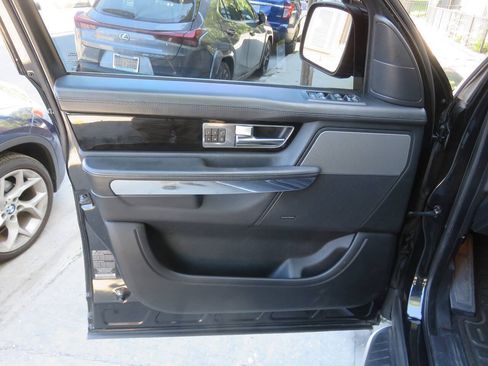 Used 2011 Land Rover Range Rover Sport HSE LUX AWD/4WD image 25