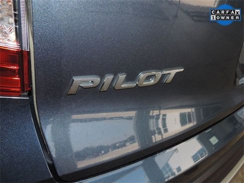 Used 2022 Honda Pilot Touring image 19