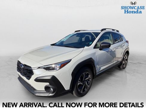 Used 2024 Subaru Crosstrek 2.0i Premium w/ Crosstrek Mirror Package AWD/4WD image 2