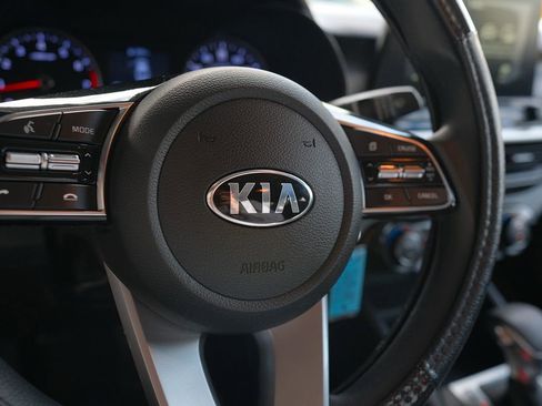 Used 2019 Kia Forte LXS image 45