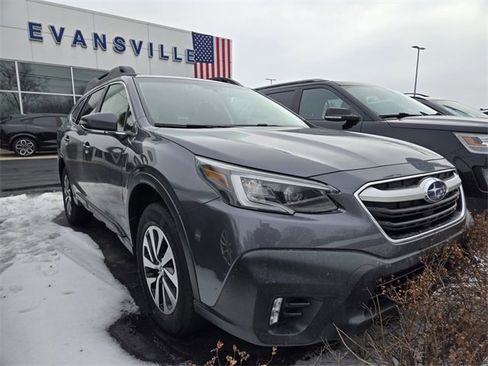 Used 2022 Subaru Outback Premium image 1