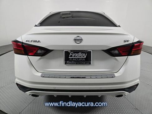 Used 2021 Nissan Altima 2.5 SV w/ SV Premium Package image 6