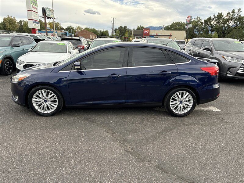 Used 2017 Ford Focus Titanium FWD image 4