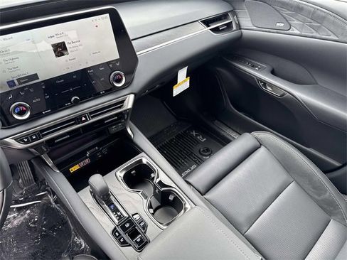 New 2026 Lexus RX 450h AWD image 27