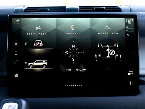 Certified 2023 Land Rover Defender 110 X-Dynamic SE AWD/4WD image 23