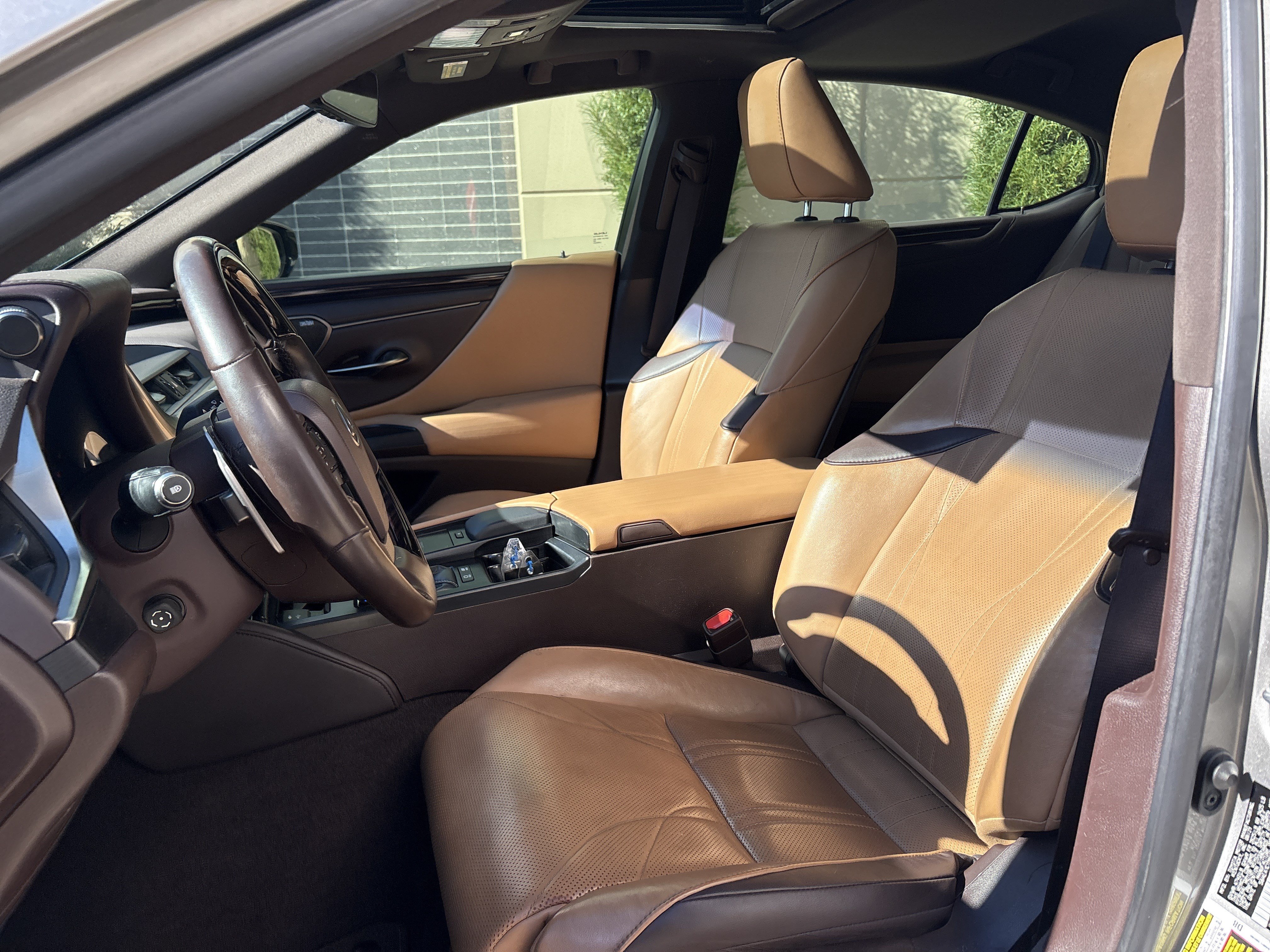 Used 2021 Lexus ES 300h w/ Accessory Package 2 FWD image 16