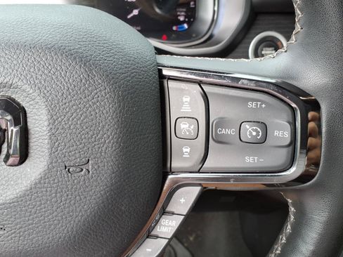 Used 2024 RAM 1500 Limited AWD/4WD image 23