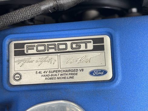 Used 2006 Ford GT RWD image 64