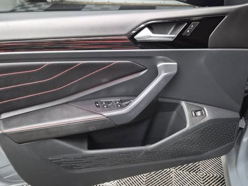 Used 2024 Volkswagen Jetta GLI 40th Anniversary Edition image 15