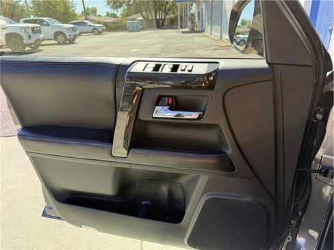 Used 2016 Toyota 4Runner TRD Pro AWD/4WD image 34