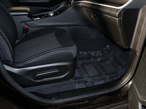 Used 2022 Jeep Grand Cherokee L Laredo w/ Luxury Tech Group I image 37