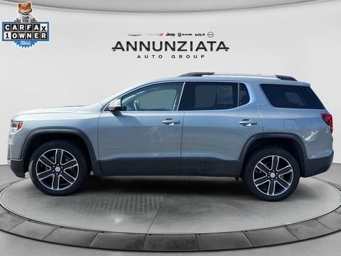 Used 2023 GMC Acadia SLT w/ Technology Package AWD/4WD image 2