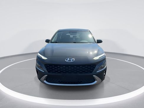 Used 2023 Hyundai Kona SE w/ Cargo Package image 3