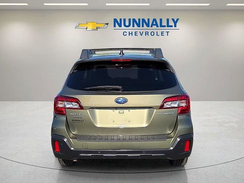Used 2018 Subaru Outback 2.5i Limited image 4