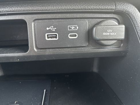 Certified 2023 Honda Pilot Touring image 24