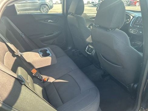 Used 2023 Chevrolet Malibu LT image 34