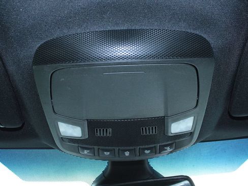 Used 2022 Ford Edge ST-Line AWD/4WD image 28
