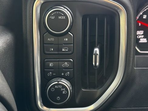 Certified 2022 Chevrolet Silverado 1500 RST image 28