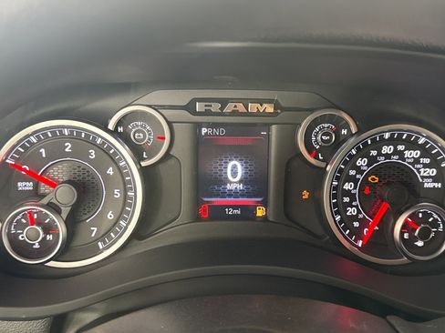 New 2026 RAM 2500 Tradesman AWD/4WD image 19