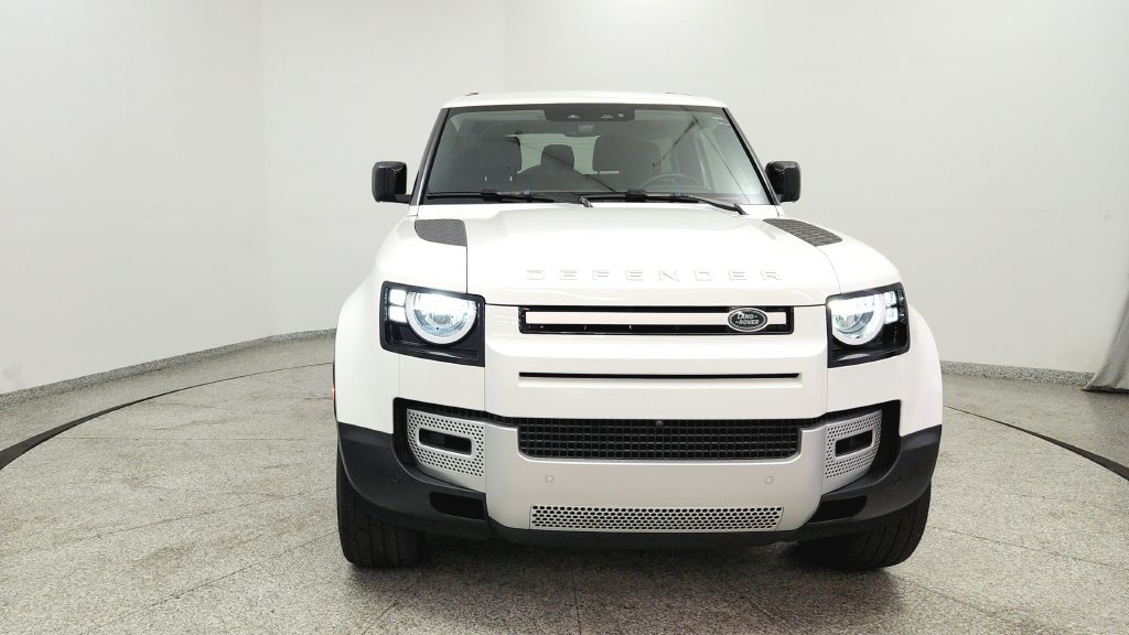 Used 2023 Land Rover Defender 90 S AWD/4WD image 8