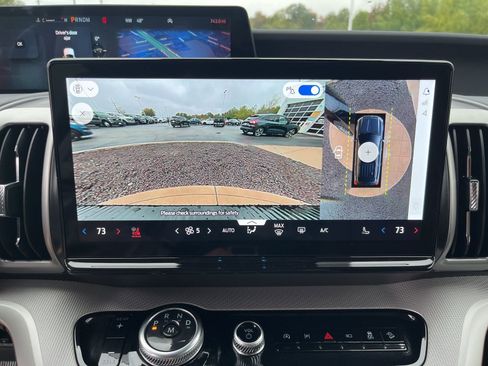 New 2025 Ford Expedition Active image 26