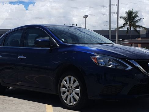 Used 2018 Nissan Sentra S FWD image 4