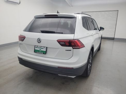 Used 2020 Volkswagen Tiguan SE AWD/4WD image 7