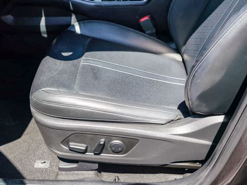 Certified 2023 Kia Sorento EX FWD image 20