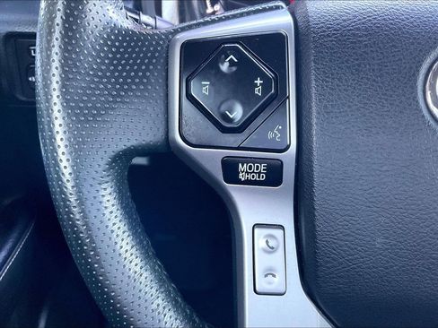 Used 2020 Toyota 4Runner SR5 Premium image 10