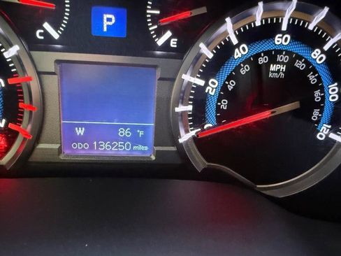 Used 2016 Toyota 4Runner Limited AWD/4WD image 45