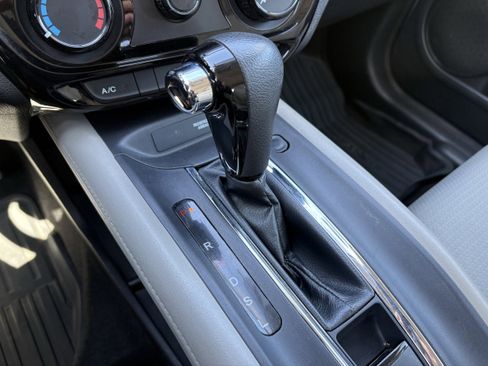 Used 2021 Honda HR-V LX image 18