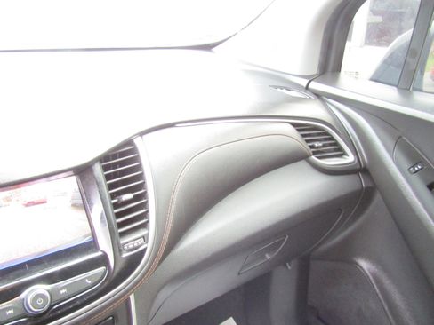 Used 2020 Chevrolet Trax LS image 23