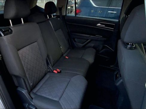 Used 2018 Volkswagen Atlas S image 17