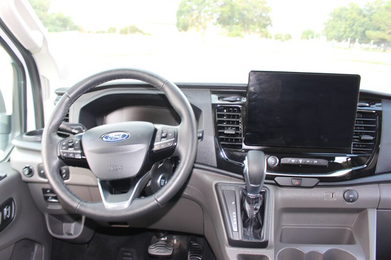 Used 2026 Ford Transit 350 XLT RWD image 17