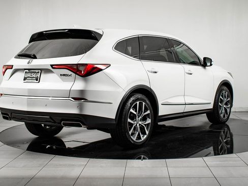 Certified 2023 Acura MDX FWD w/ Technology Package image 10