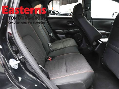 Used 2025 Honda HR-V Sport image 22