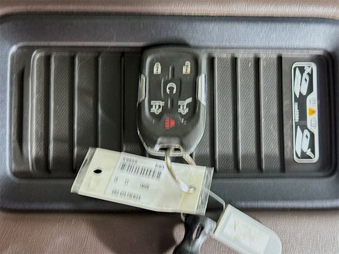 Used 2018 Chevrolet Tahoe Premier image 37