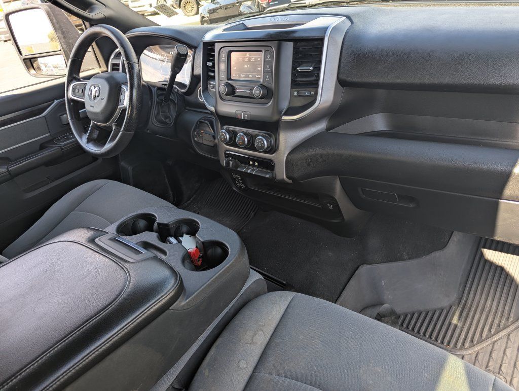 Used 2023 RAM 2500 Big Horn w/ Cold Weather Group AWD/4WD image 32