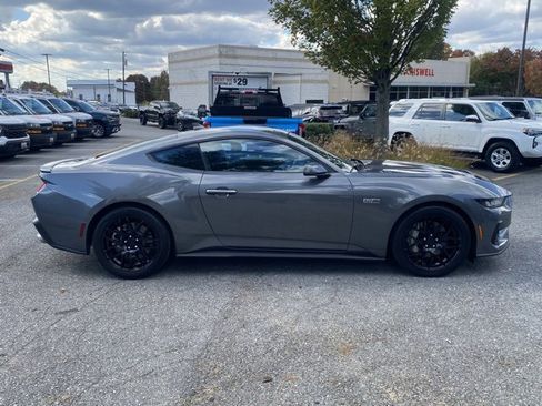 Used 2024 Ford Mustang GT image 9