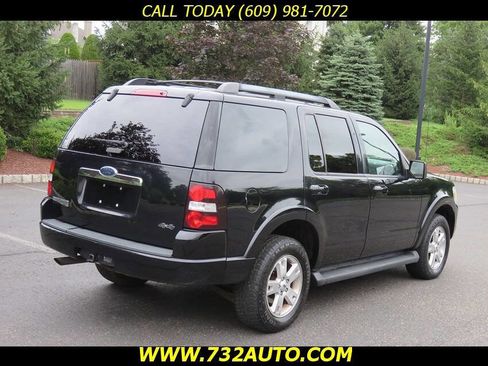 Used 2009 Ford Explorer XLT image 12