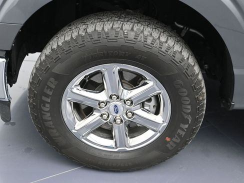 Used 2024 Ford F150 XLT w/ Mobile Office Package image 10