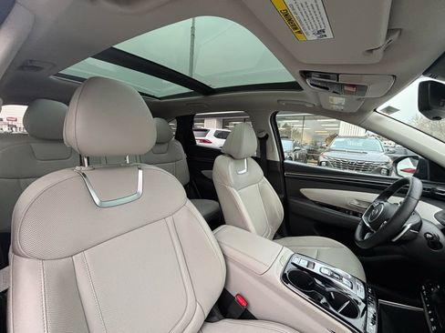 Used 2024 Hyundai Tucson Limited image 18
