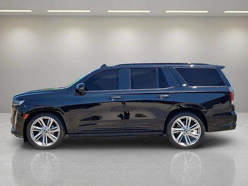 Used 2022 Cadillac Escalade Sport Platinum w/ Heavy-Duty Trailer Package AWD/4WD image 3
