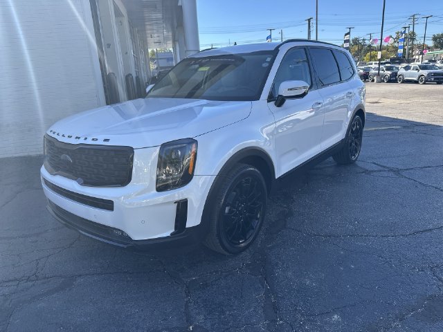 Certified 2021 Kia Telluride SX w/ Nightfall Edition Package AWD/4WD image 12