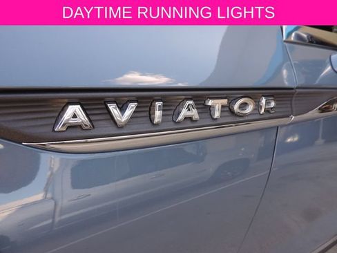 Used 2025 Lincoln Aviator Reserve w/ Equipment Group 201A AWD/4WD image 13
