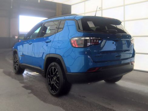 Certified 2026 Jeep Compass Latitude AWD/4WD image 4