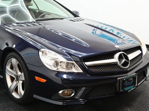 Used 2009 Mercedes-Benz SL 550 w/ Premium I Pkg image 8