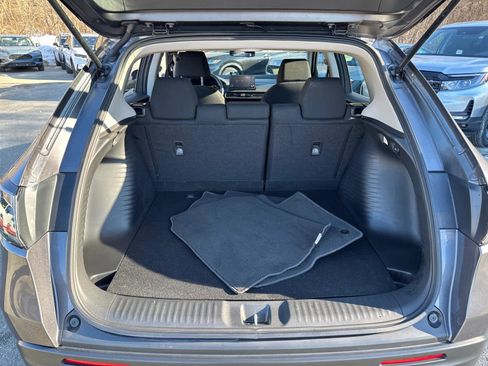 Certified 2025 Honda HR-V LX image 38