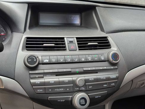 Used 2011 Honda Accord LX image 25