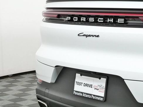 New 2026 Porsche Cayenne Coupe AWD/4WD image 39